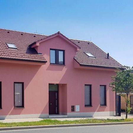 Apartment De Luna Prag Exterior foto